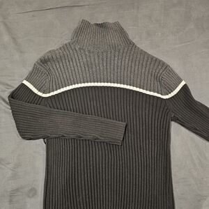 Old Navy Dark Gray Knit Sweater